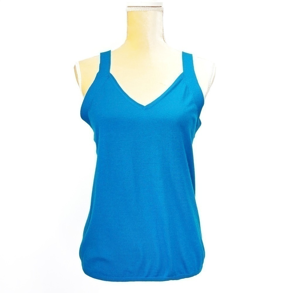 TSE Cashmere Tank Top Sweater Knit Top Cyan Blue Size Medium V-Neck tse New NWT